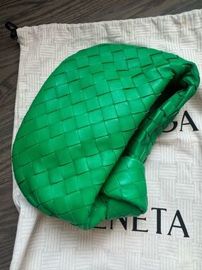 Bottega Veneta Green Jodie Intrecciato Knot Pouch perfect condition